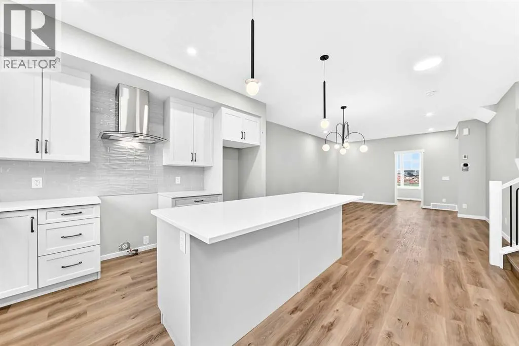 28 Mercado Road SE
