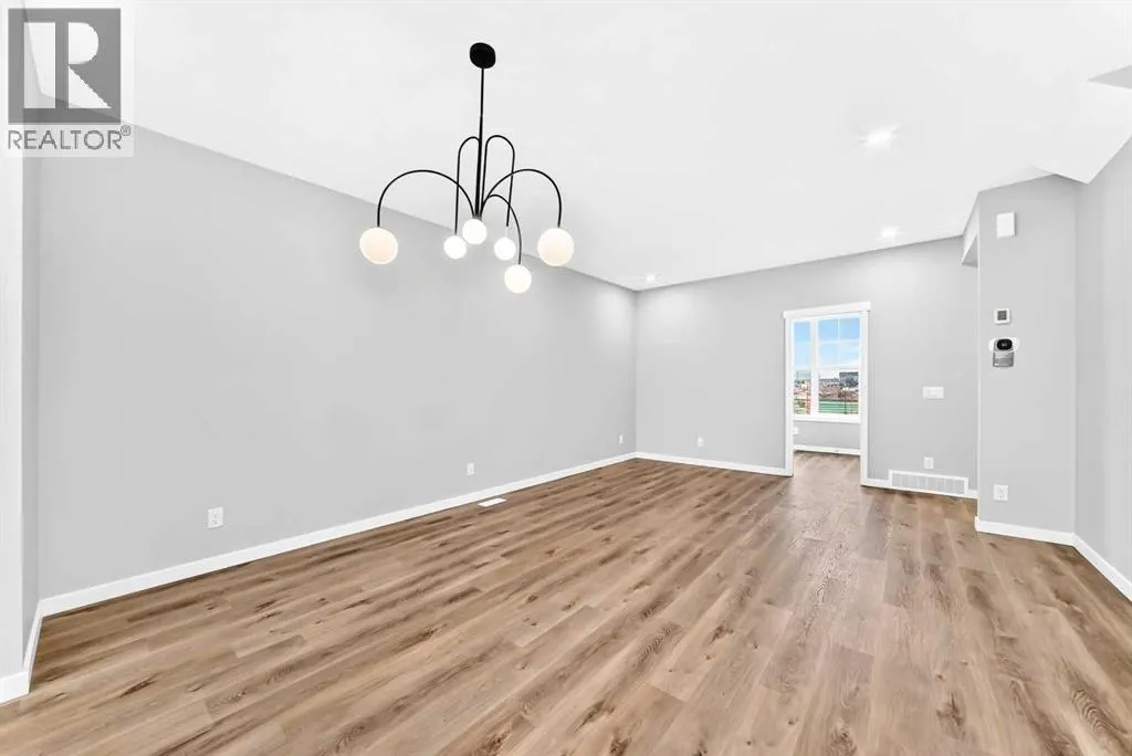 28 Mercado Road SE