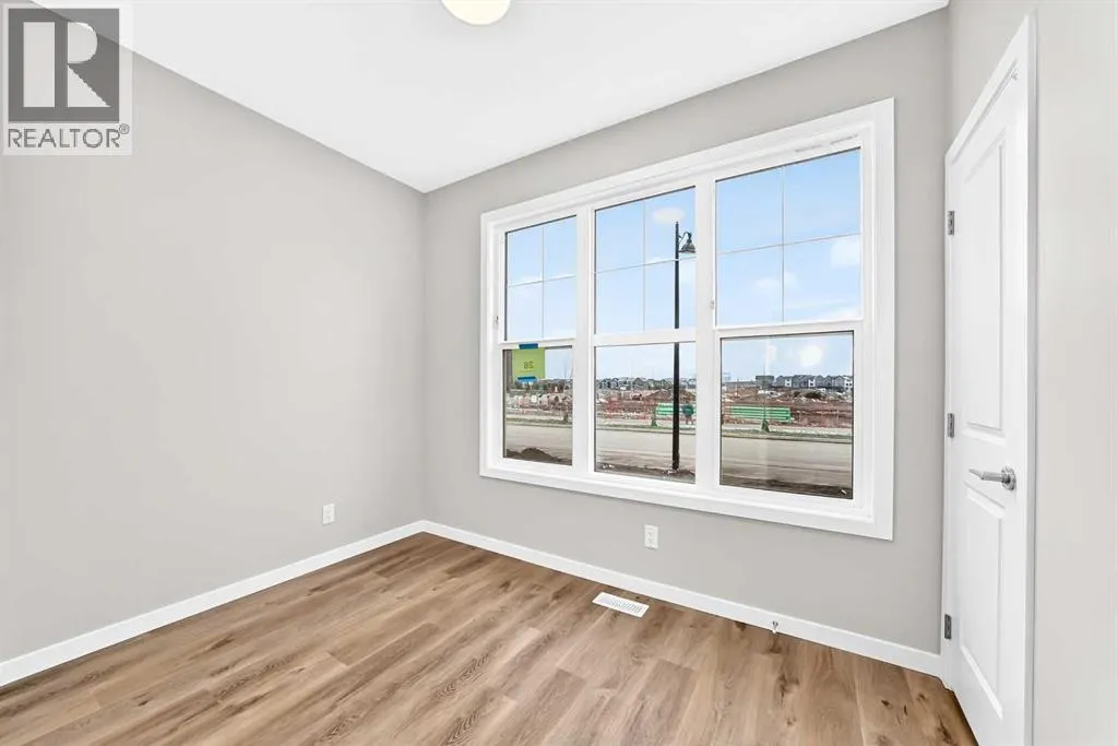 28 Mercado Road SE