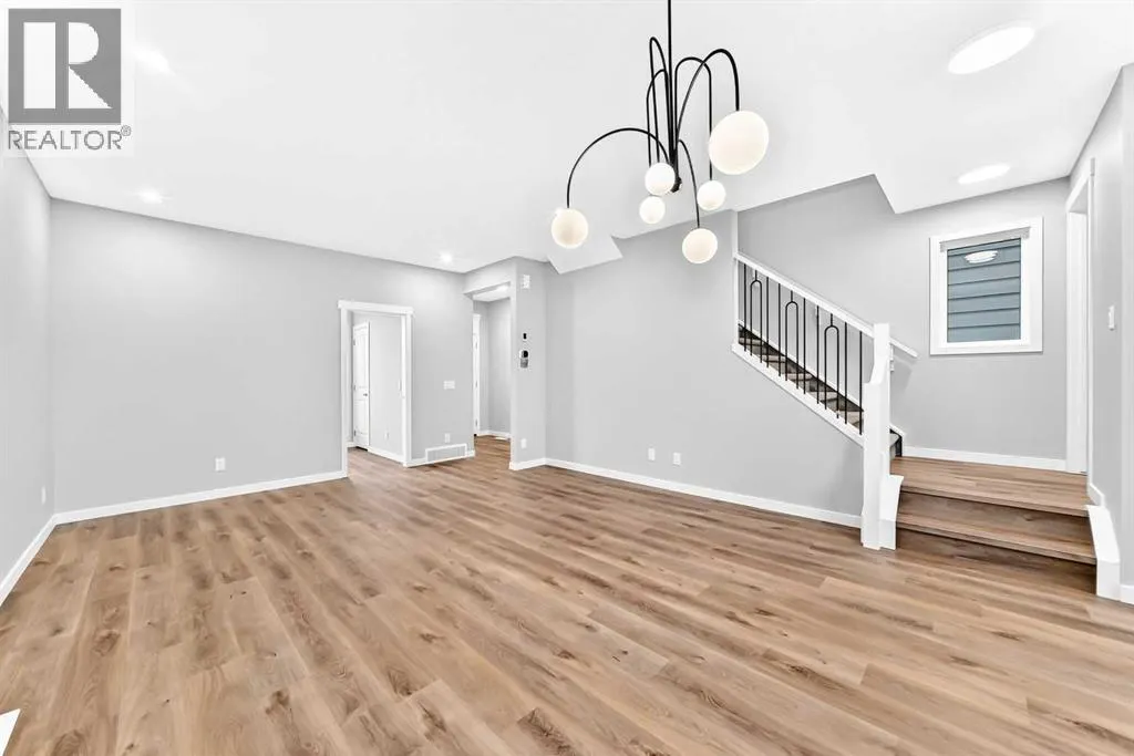 28 Mercado Road SE