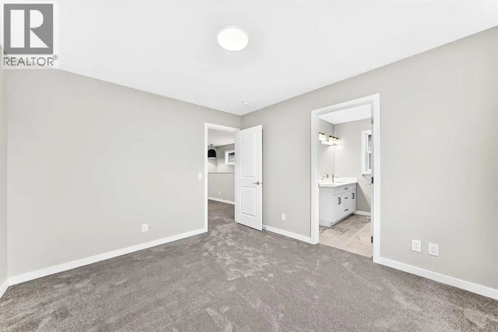 28 Mercado Road SE