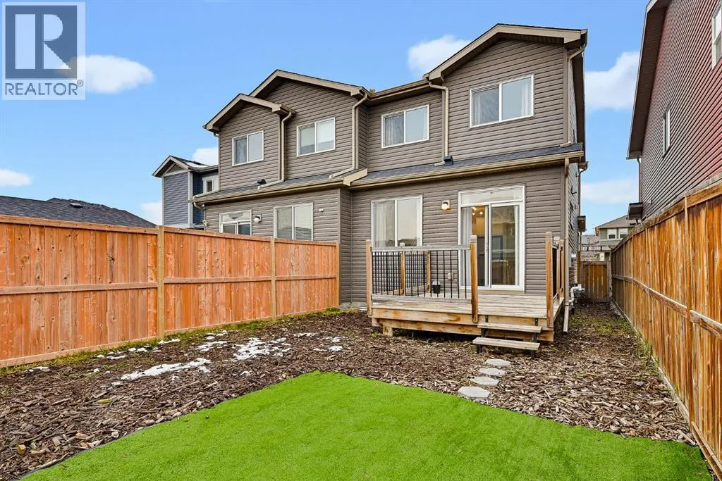112 Legacy Glen Street SE
