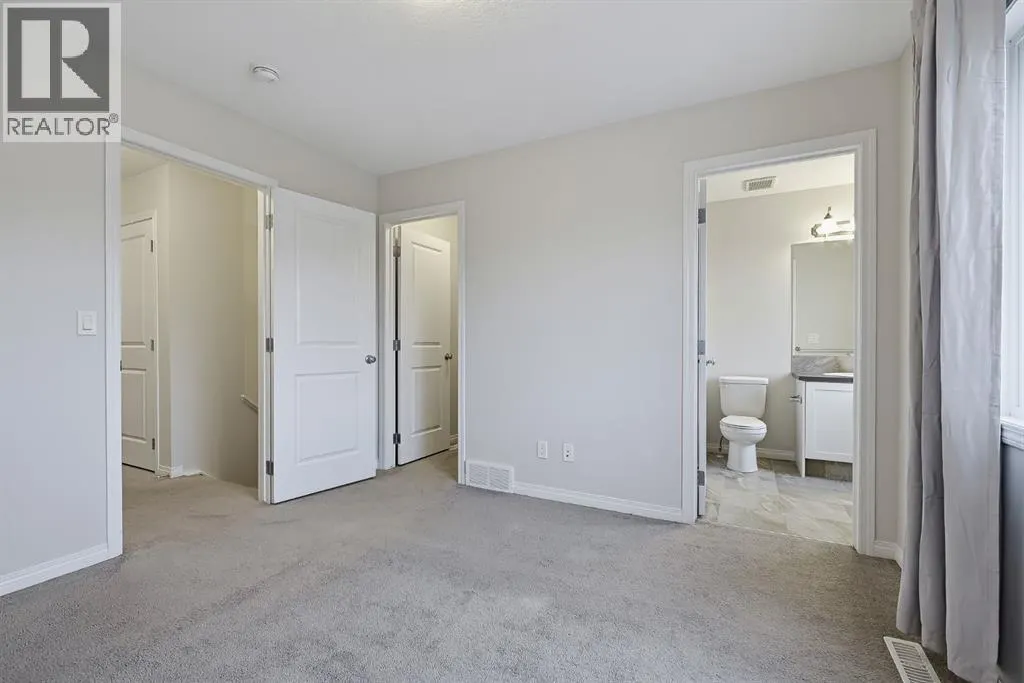 112 Legacy Glen Street SE