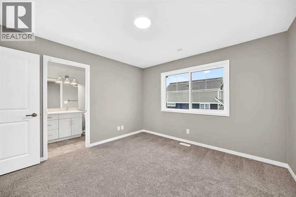 1213 Mahogany Boulevard SE
