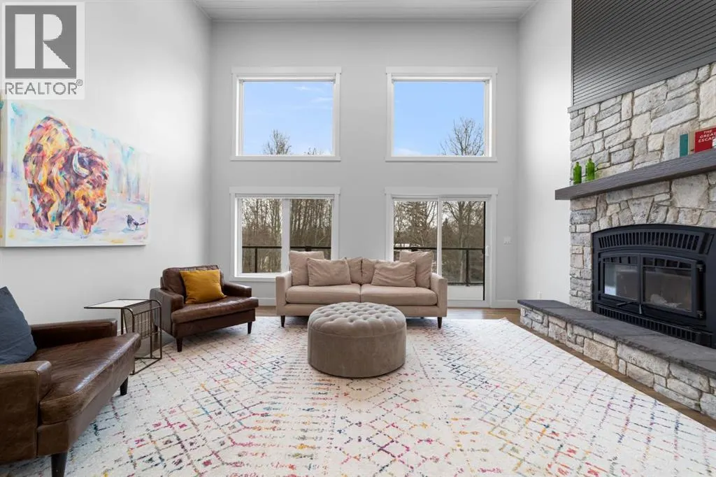 59 Lakeview Court