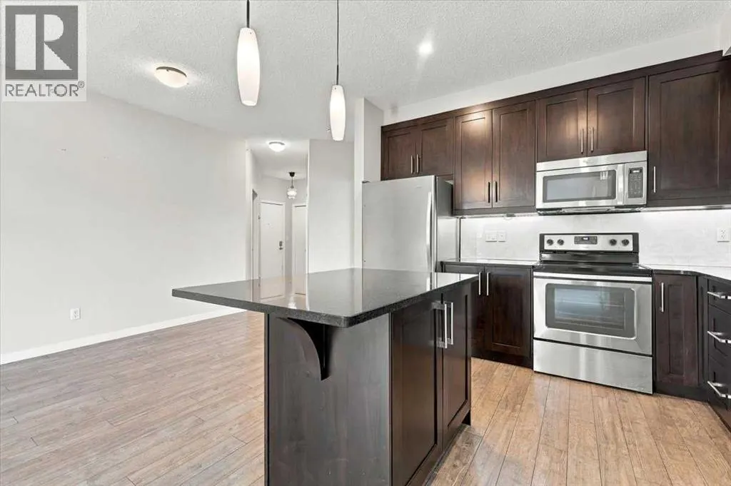 420, 402 Marquis Lane SE