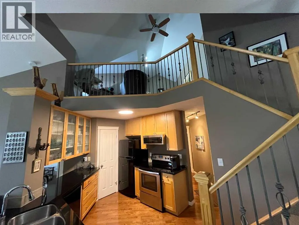 11 SPRINGBANK Terrace SW
