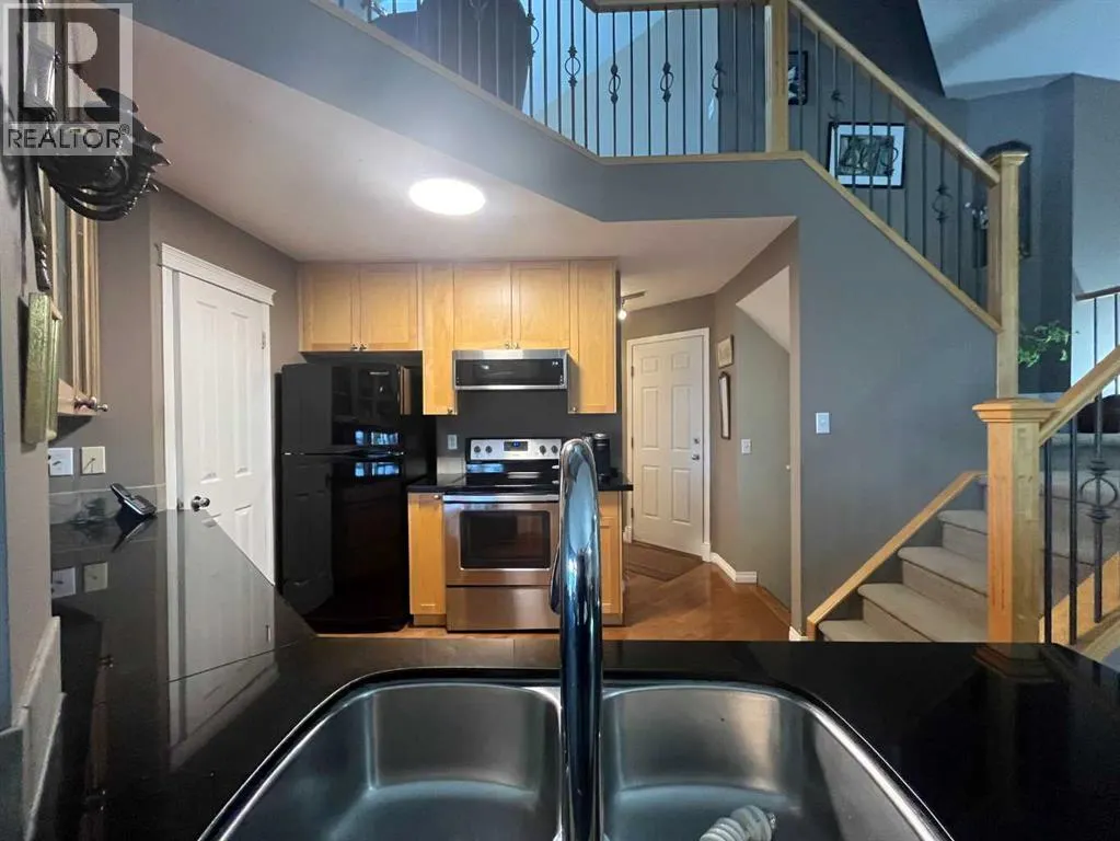 11 SPRINGBANK Terrace SW