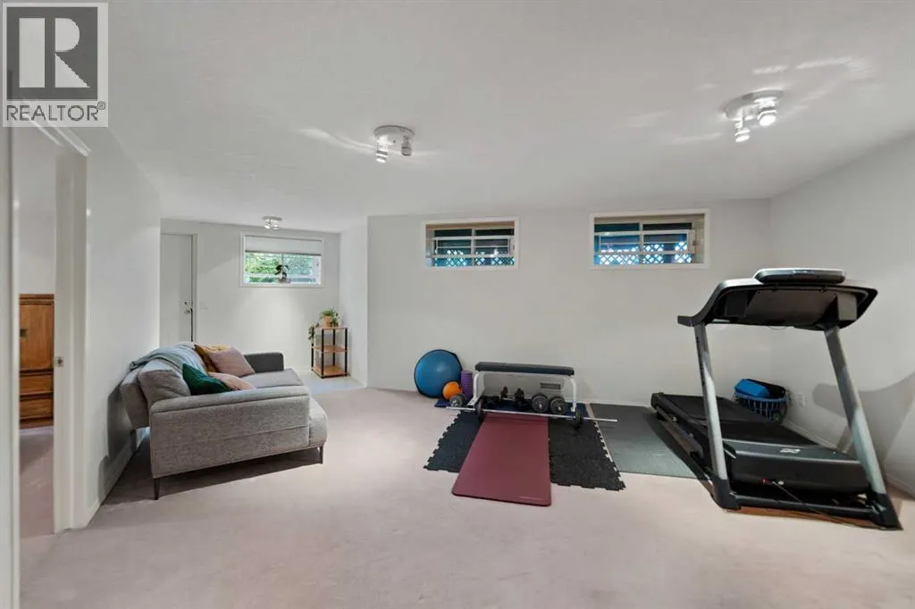 13 Somerset Gate SW