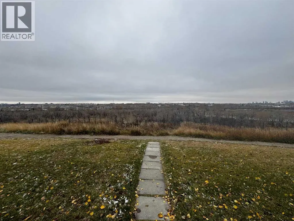 24N, 203 Lynnview Road SE