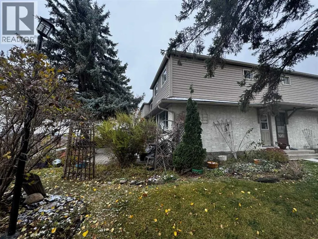 24N, 203 Lynnview Road SE
