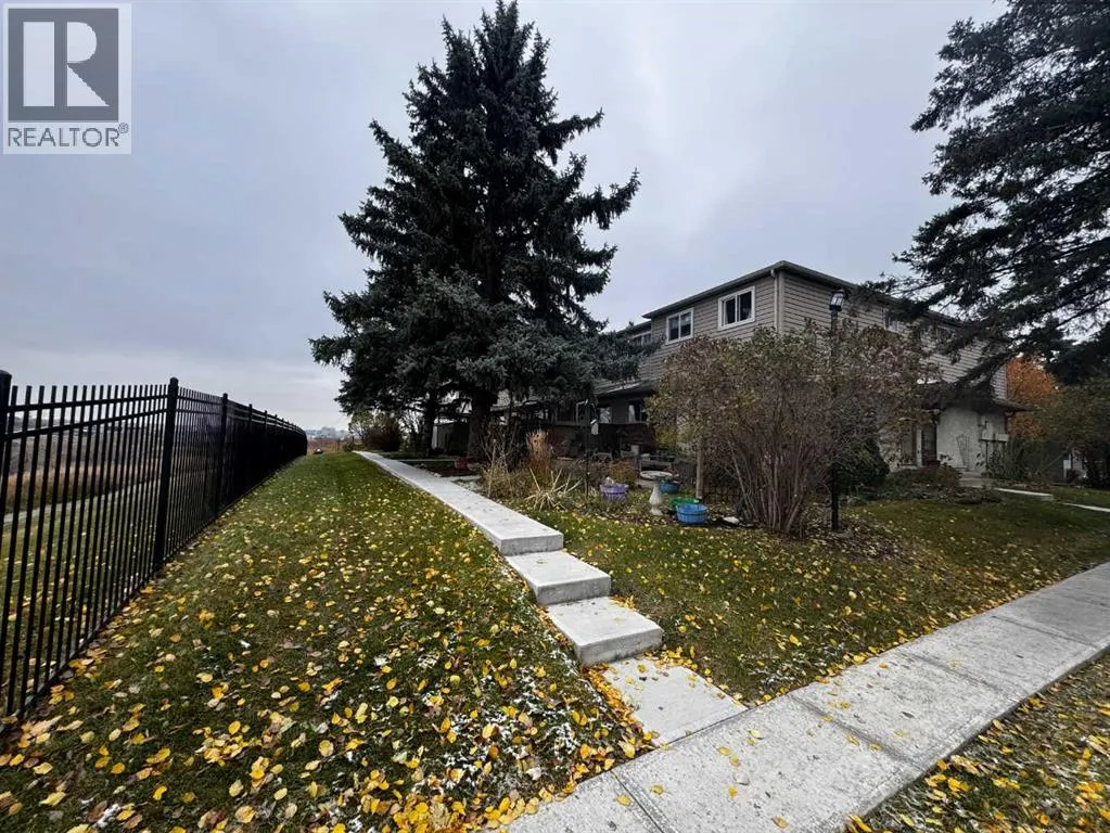24N, 203 Lynnview Road SE