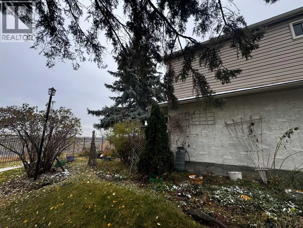24N, 203 Lynnview Road SE