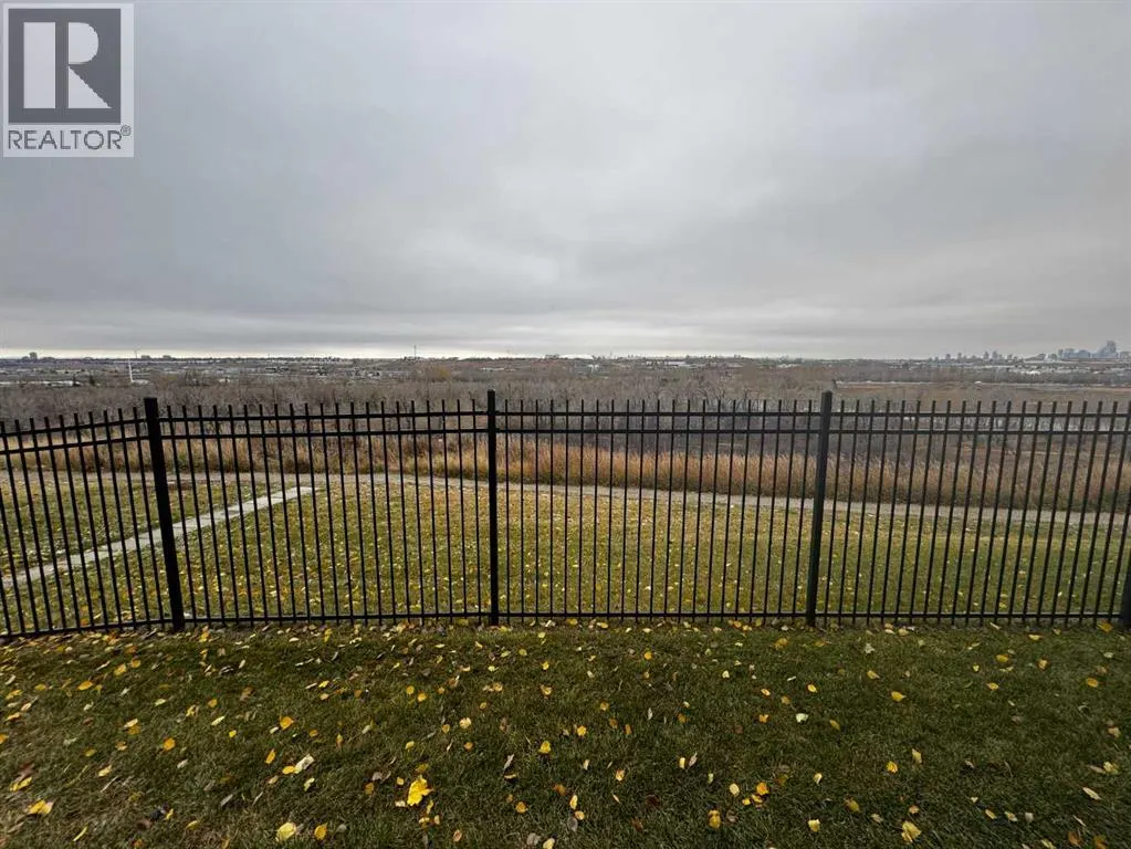 24N, 203 Lynnview Road SE
