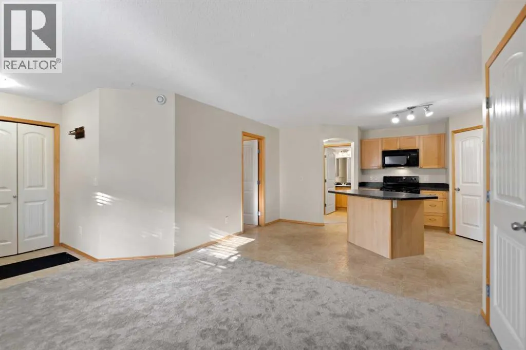 102, 70 Panatella Landing NW