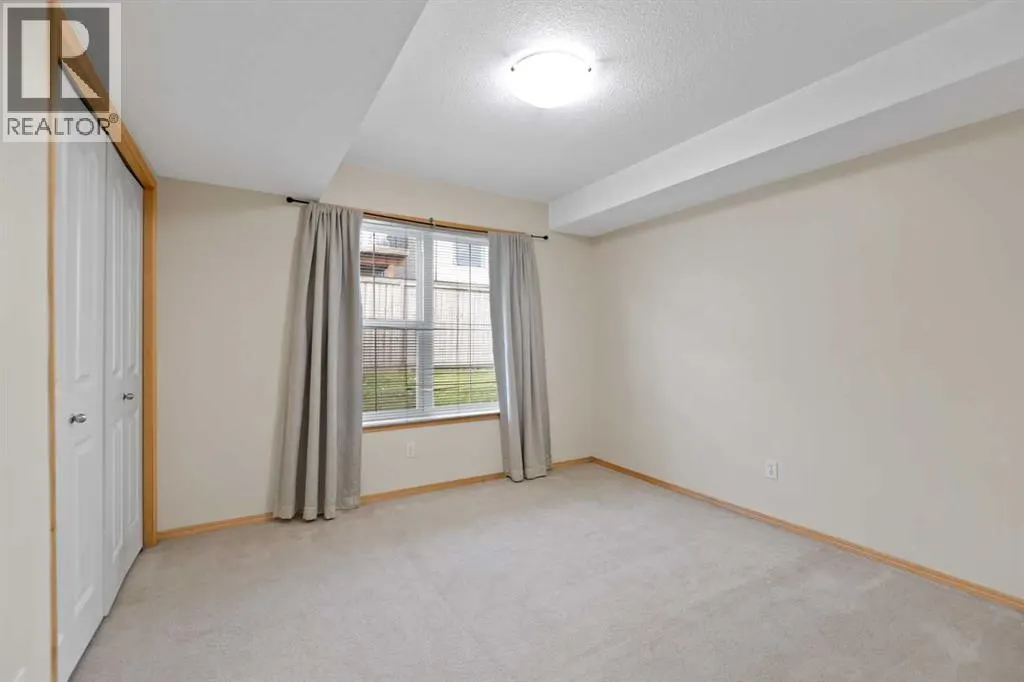 102, 70 Panatella Landing NW