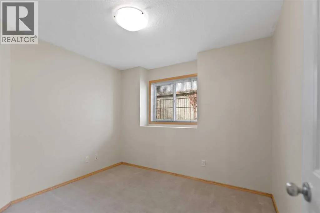 102, 70 Panatella Landing NW
