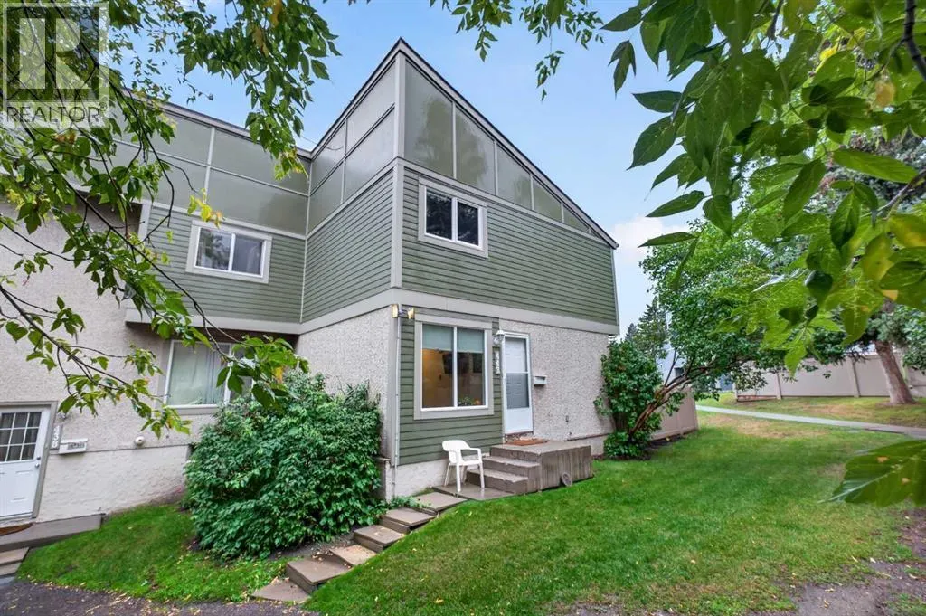 442, 406 Blackthorn Road NE