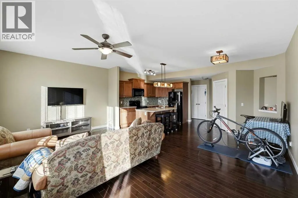 141 Larsen Crescent