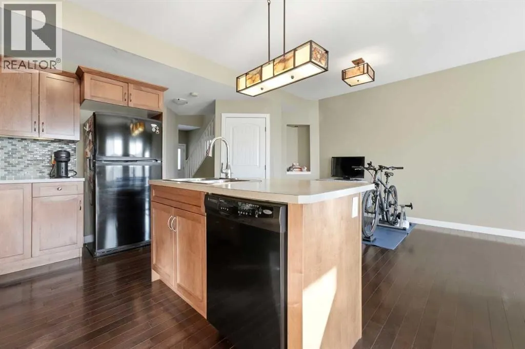 141 Larsen Crescent