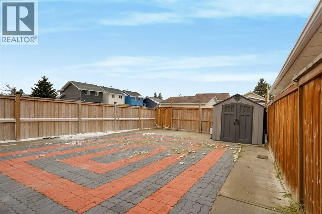 172 Martinwood Way NE