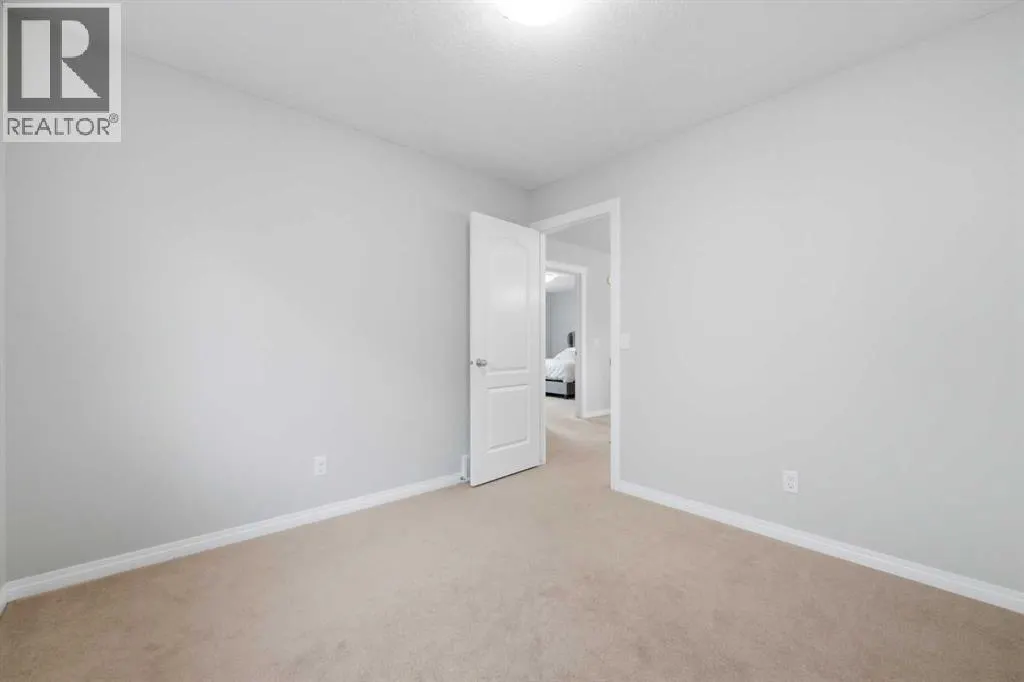 38 Silverado Skies Crescent SW