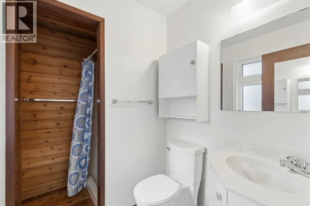 11104 Southdale Road SW