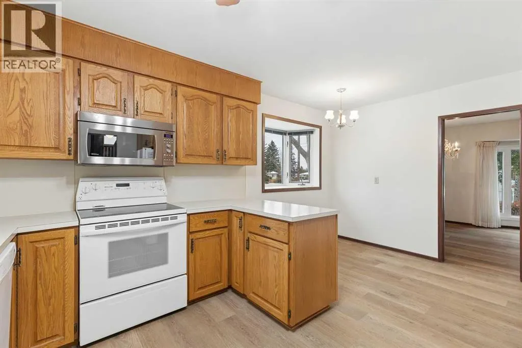 11104 Southdale Road SW
