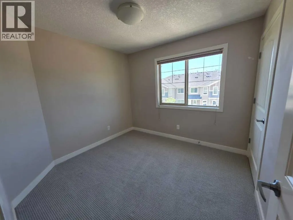 1707, 250 Sage Valley Road NW