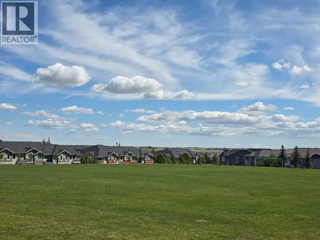 1707, 250 Sage Valley Road NW