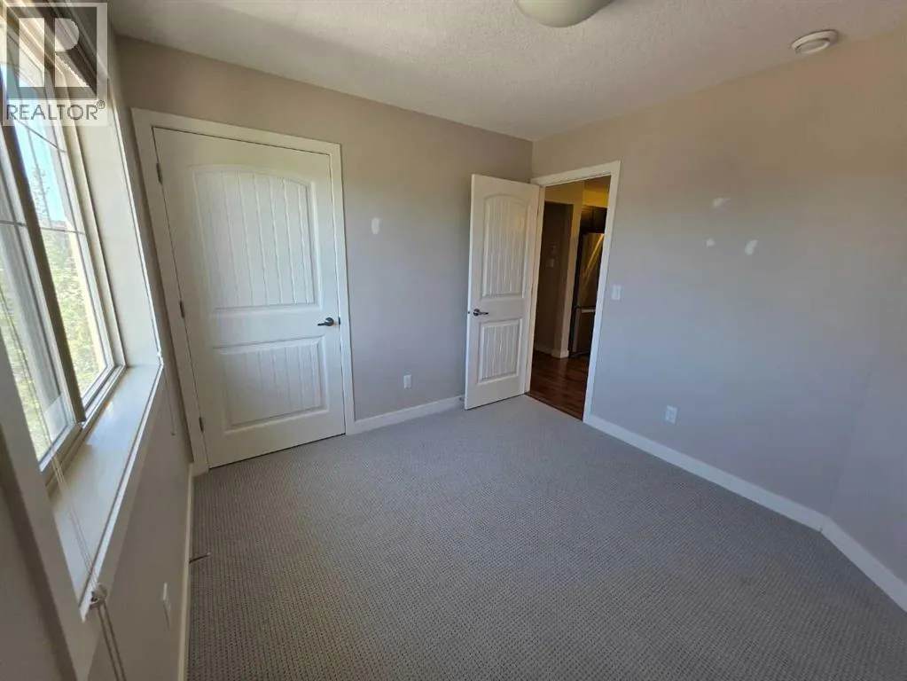 1707, 250 Sage Valley Road NW