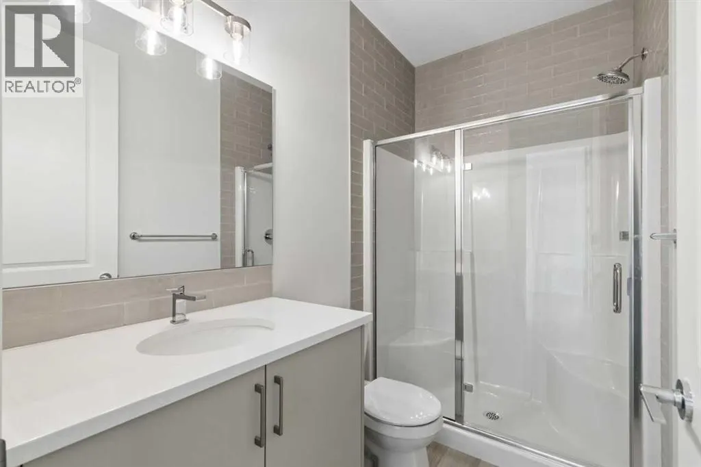 468 Buffaloberry Manor SE