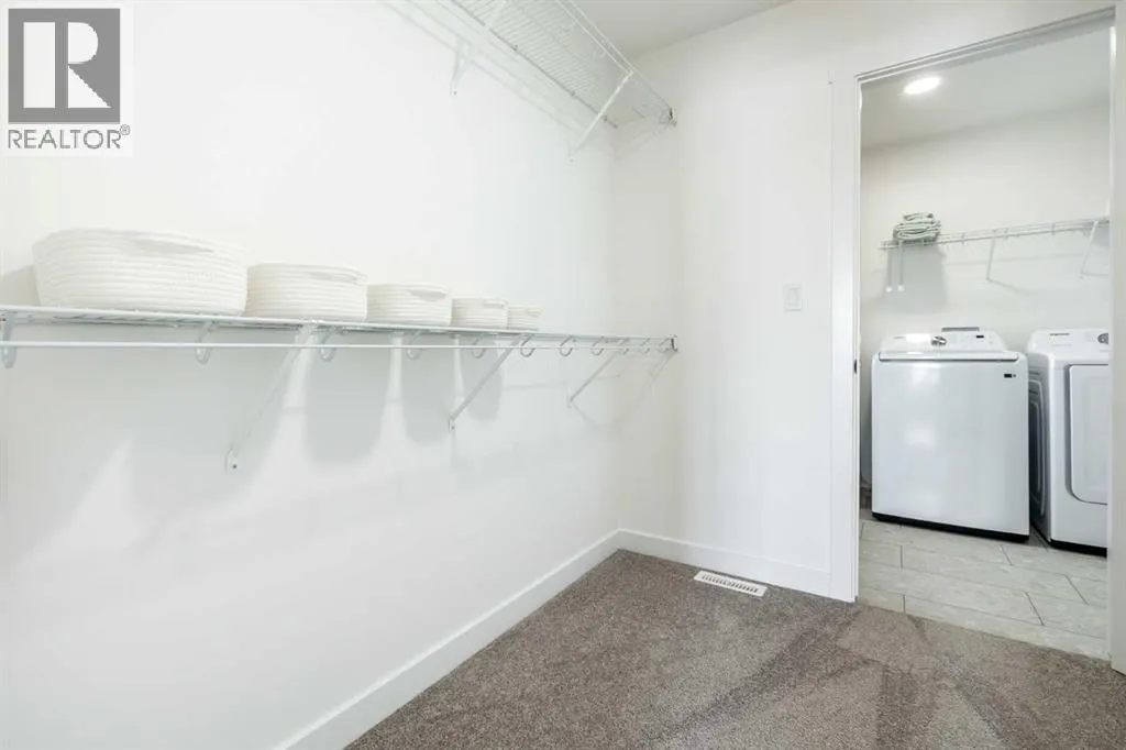 421 Sora Park SE