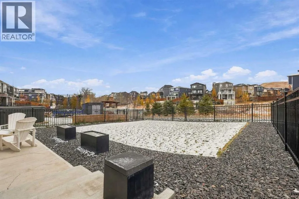 218 Cranbrook Park SE