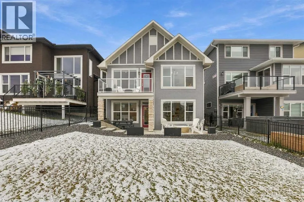 218 Cranbrook Park SE