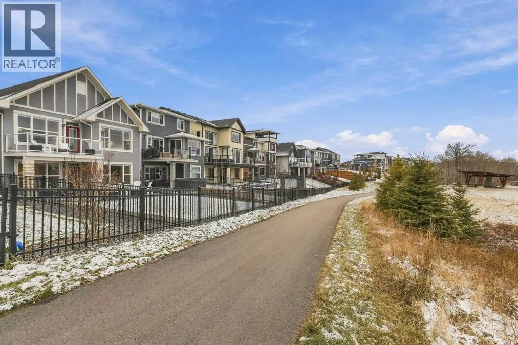 218 Cranbrook Park SE