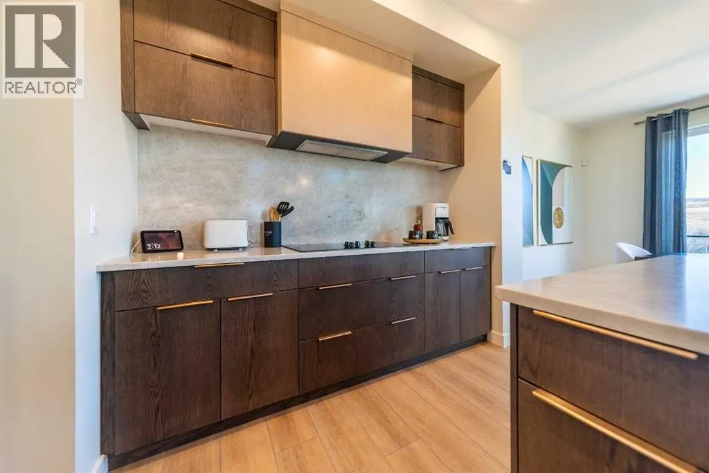 15 Northern Lights Crescent NW