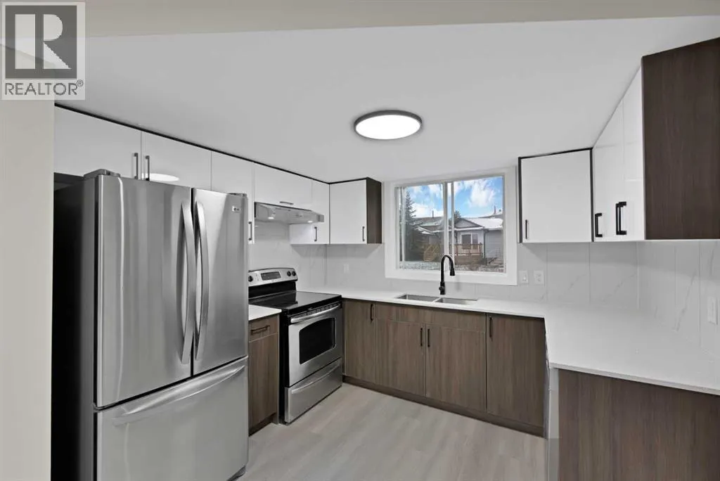 5 Martingrove Court NE