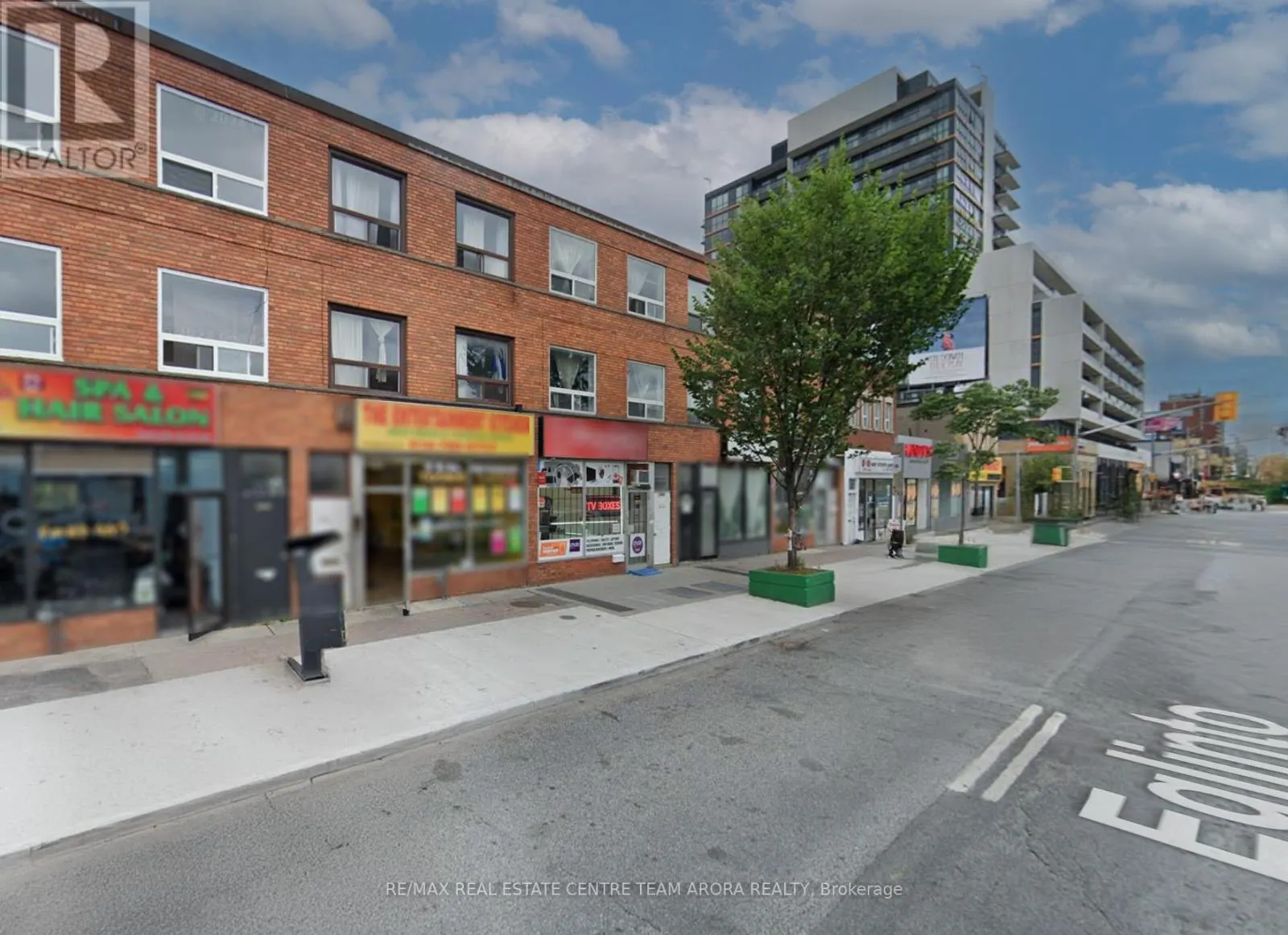 1563 EGLINTON AVENUE W