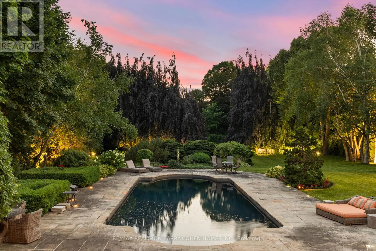 85 THE BRIDLE PATH