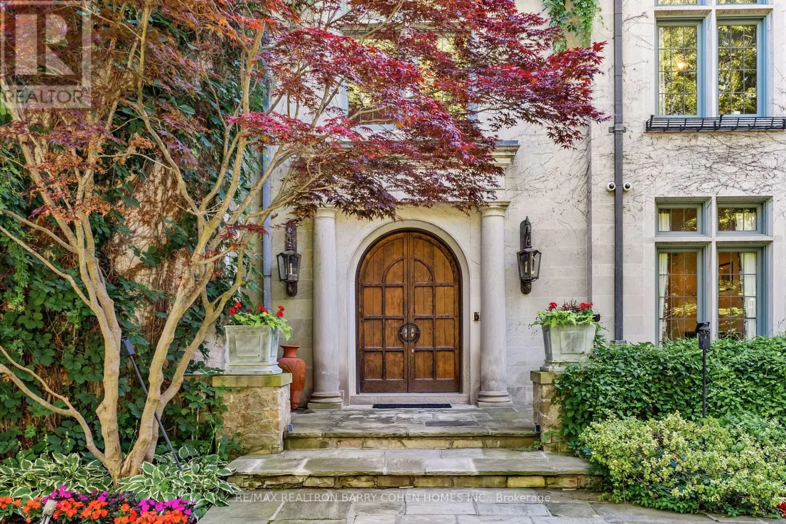 85 THE BRIDLE PATH