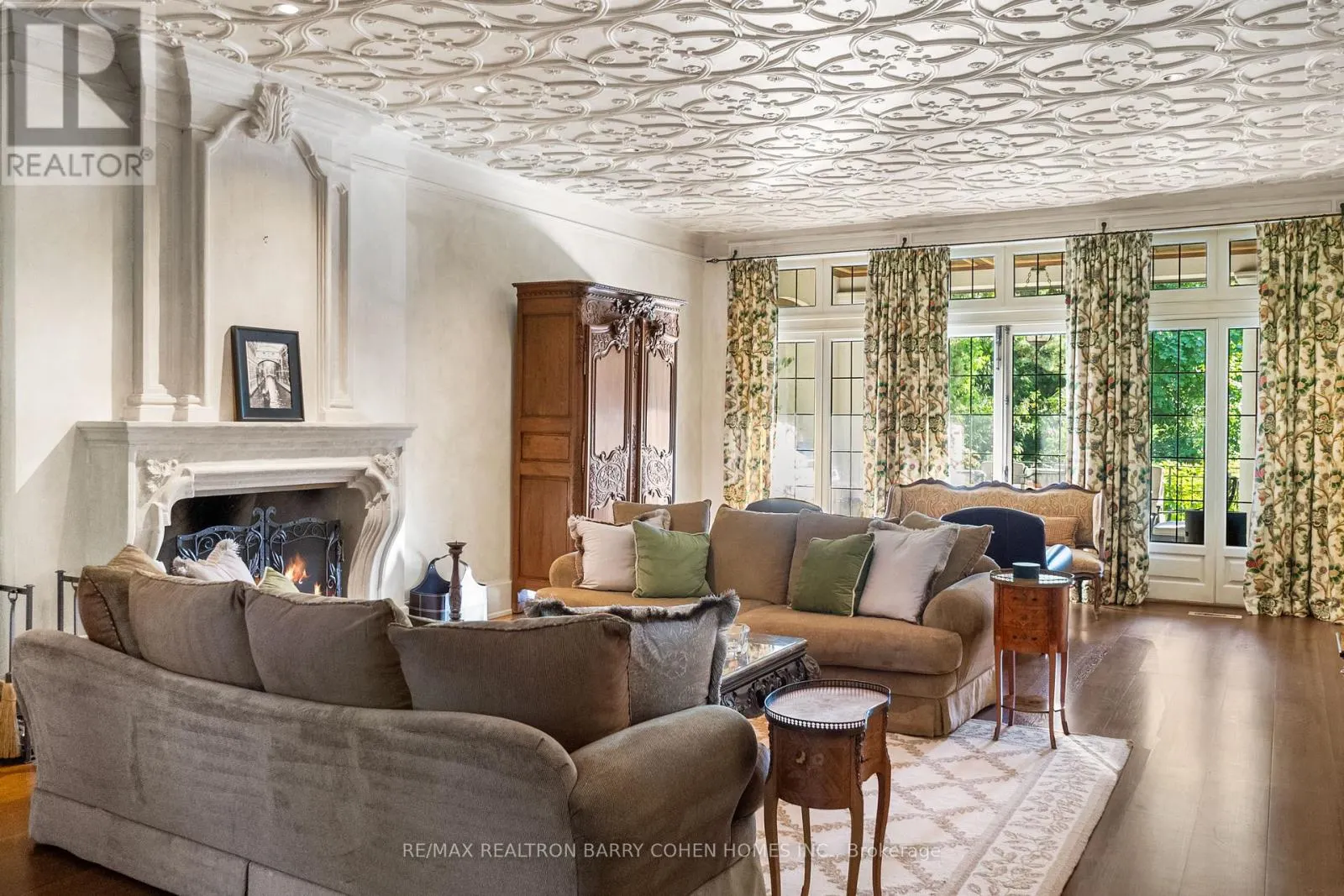 85 THE BRIDLE PATH