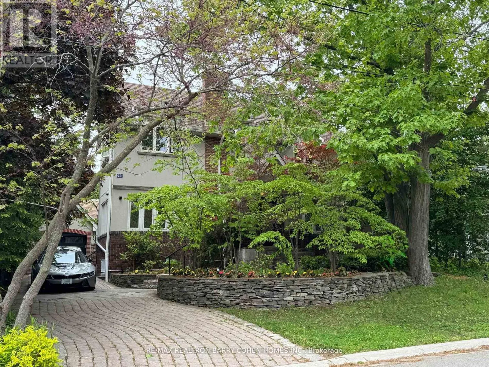 32 BEECHWOOD AVENUE