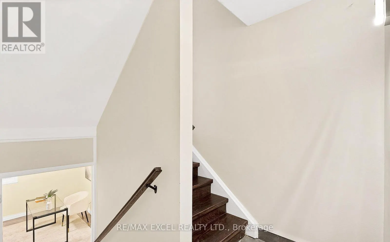 11 STONEDALE PLACEWAY