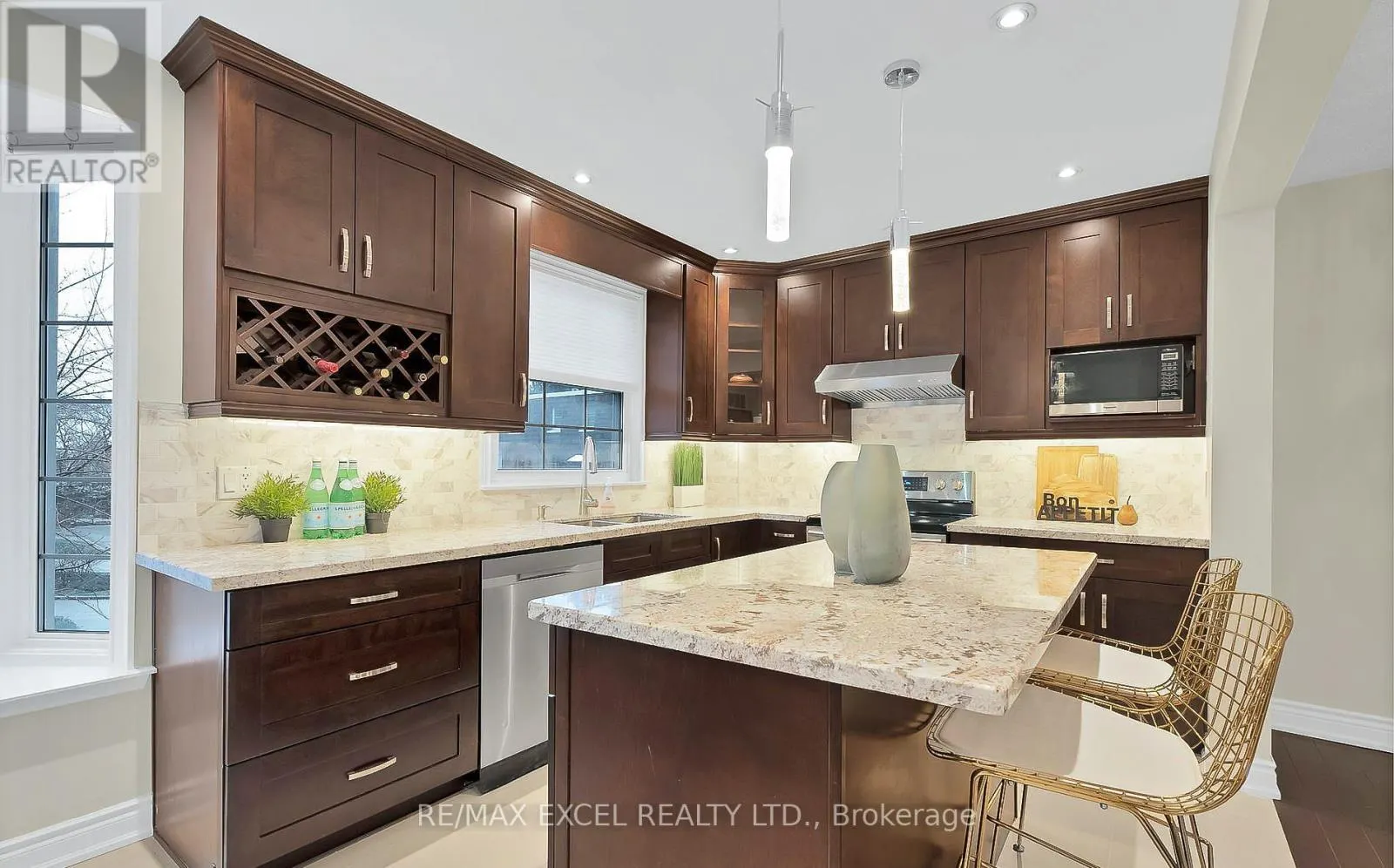 11 STONEDALE PLACEWAY