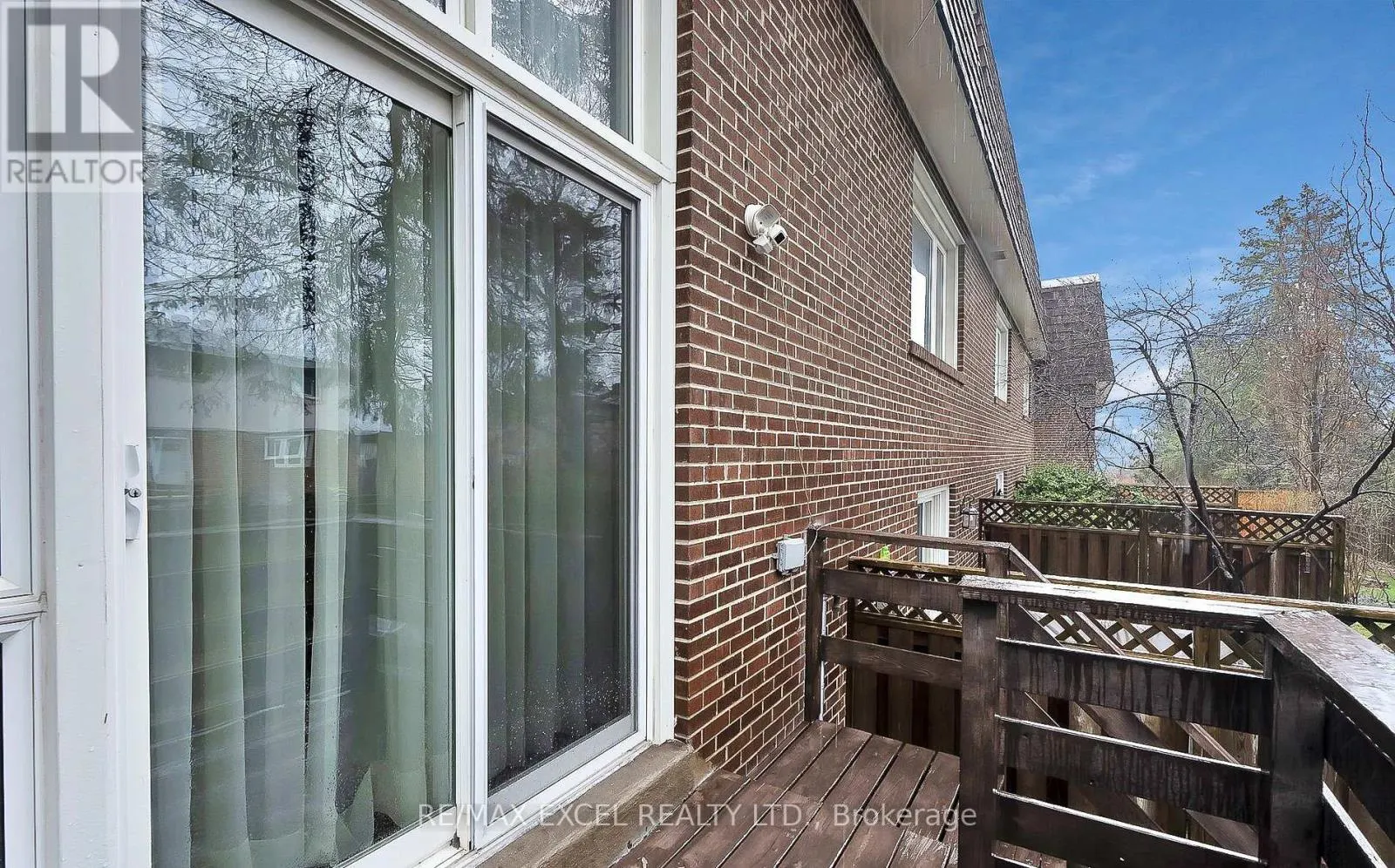 11 STONEDALE PLACEWAY