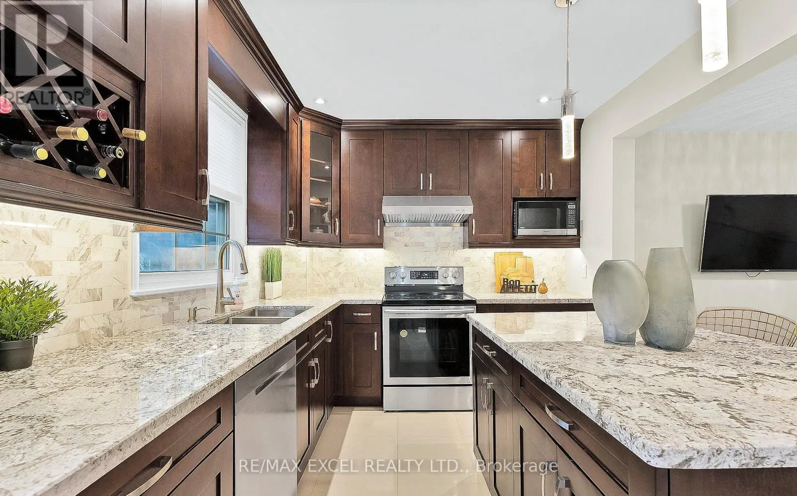 11 STONEDALE PLACEWAY