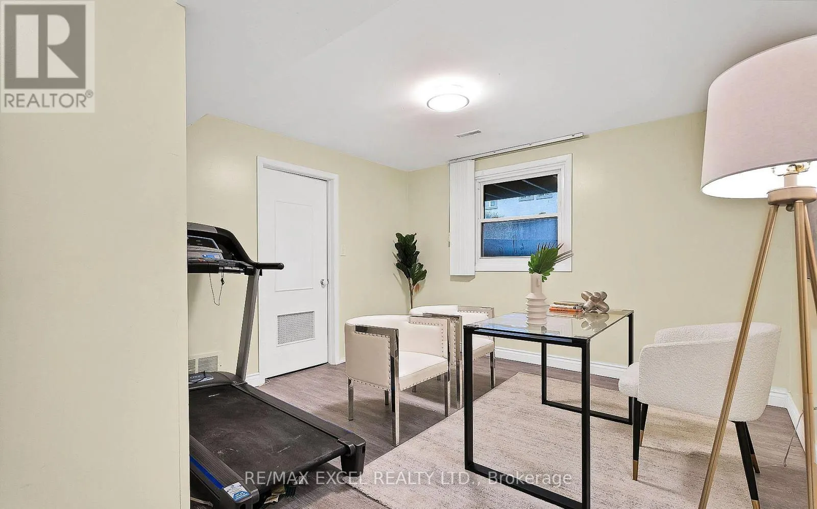 11 STONEDALE PLACEWAY