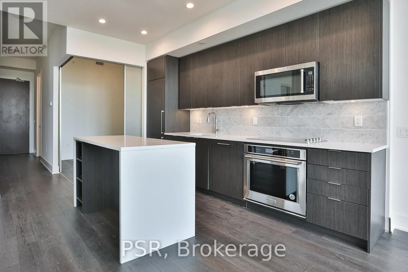 LPH05 - 38 IANNUZZI STREET