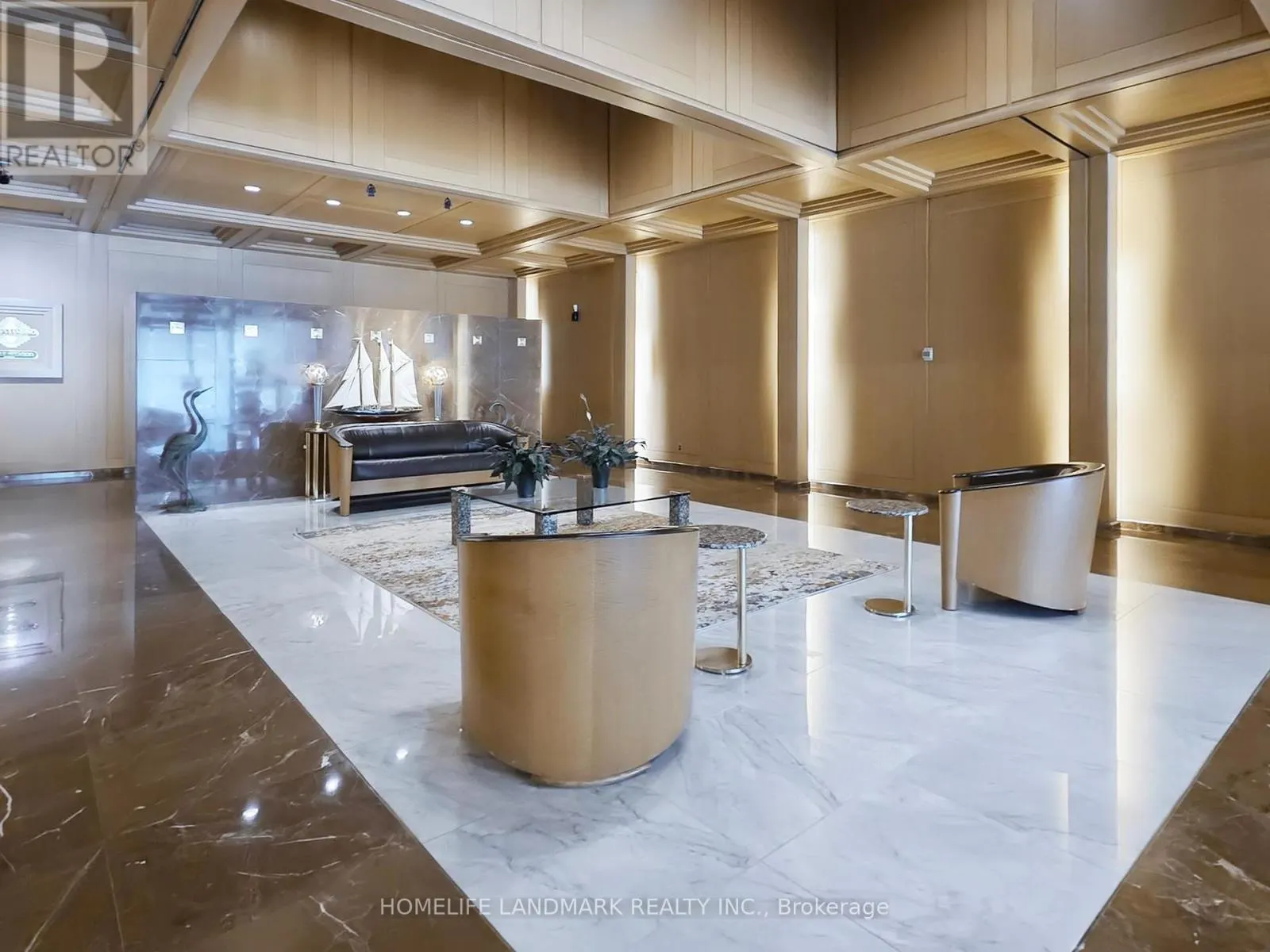 304W - 480 QUEENS QUAY W